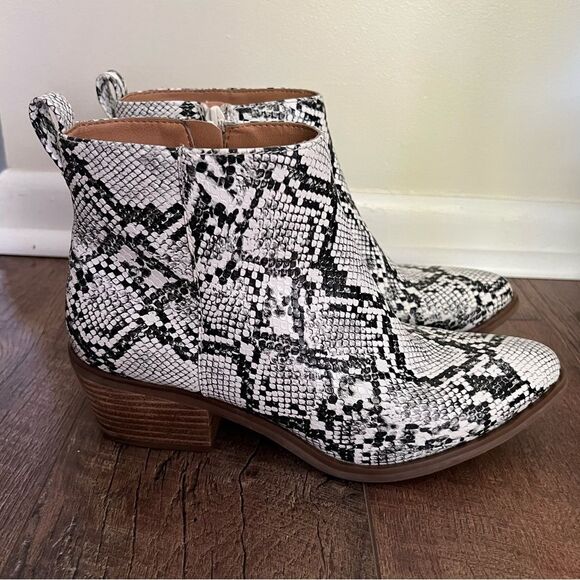 Code West Voodoo Women's Animal Snake Block Heel Western Ankle Boots US 9M - Picture 4 of 16